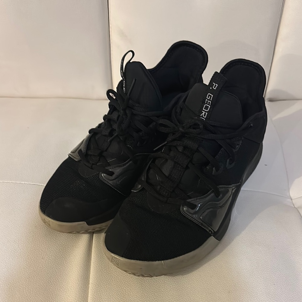 Nike Men PG Paul George Basketball Shoes Black Mid Top Athletic Sneakers Sze 9.5